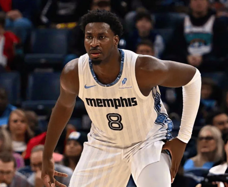 小贾伦生涯第2次单场30+5盖帽，灰熊队史第二仅次于小加索尔